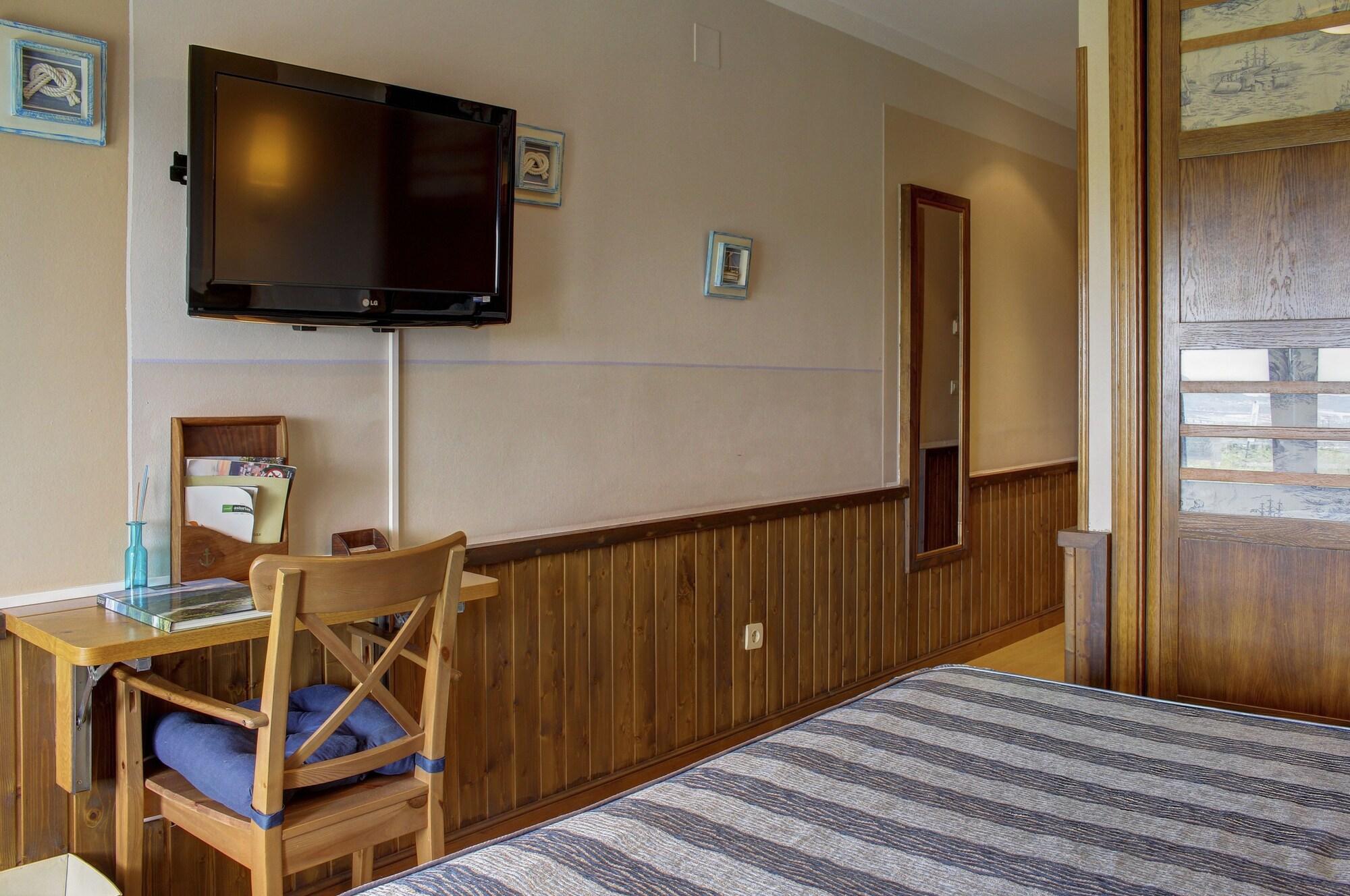 ריבאדסלה Hotel Mirador Del Sella מראה חיצוני תמונה