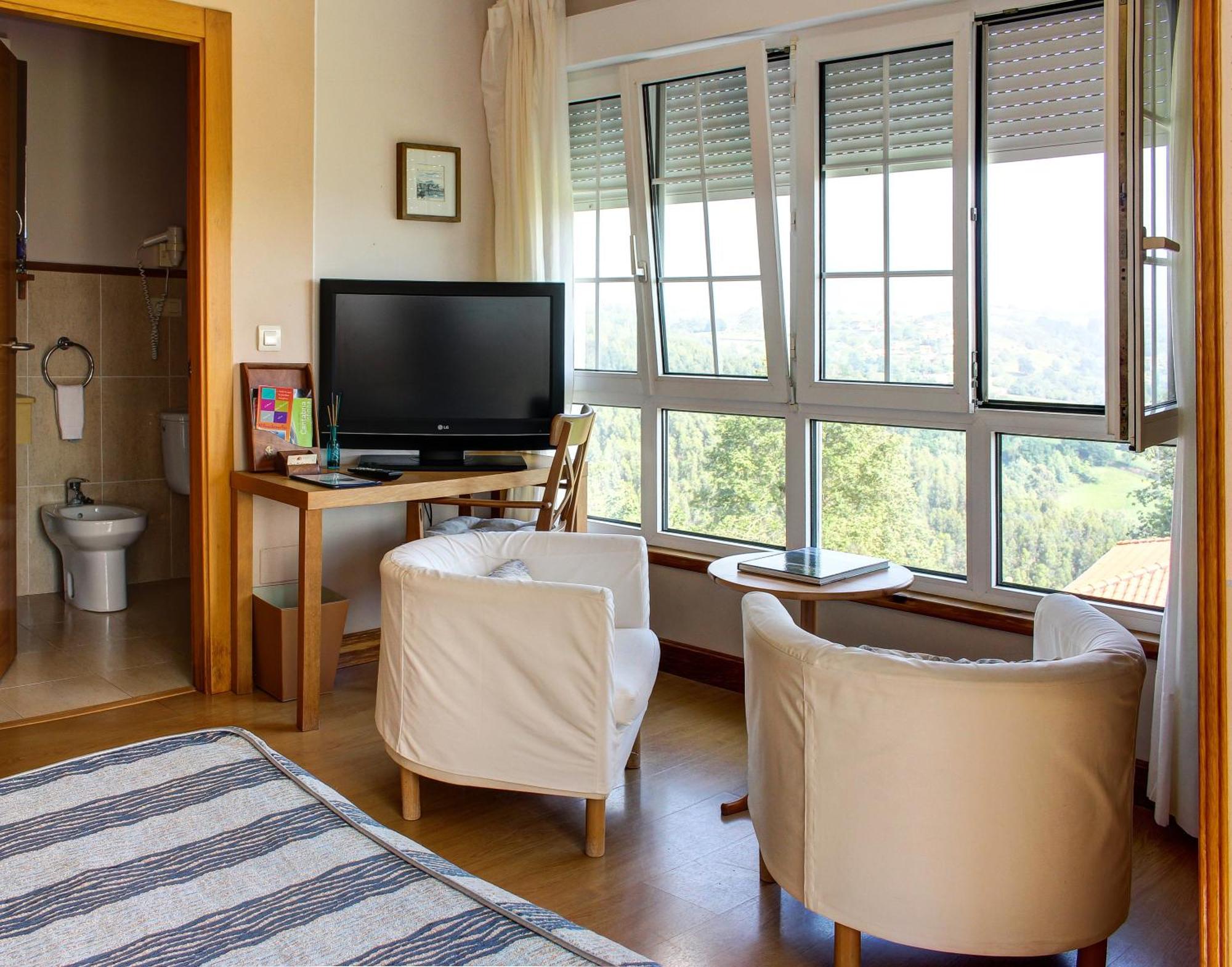 ריבאדסלה Hotel Mirador Del Sella חדר תמונה